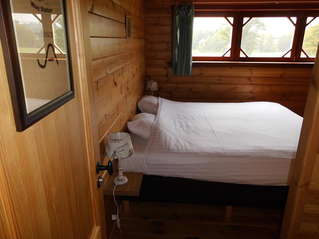 B&B Willow Springs Way Station Gouvy Bilik gambar